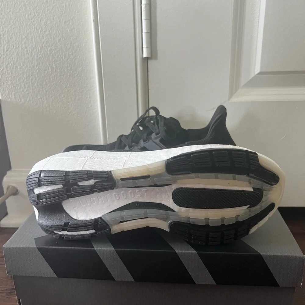 Adidas Ultraboost Light W - Picture 7 of 7